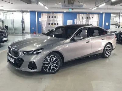 BMW 5-Series · 2025 год