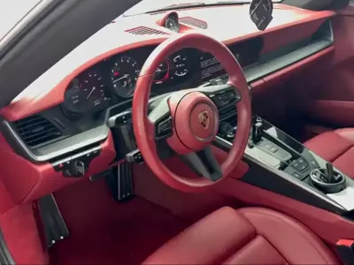 Porsche 911 2023, 29500 км, за 928000 CNY - фото 4