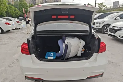 BMW 3 Series 2019, 104300 км, за 111065.22 CNY - фото 22