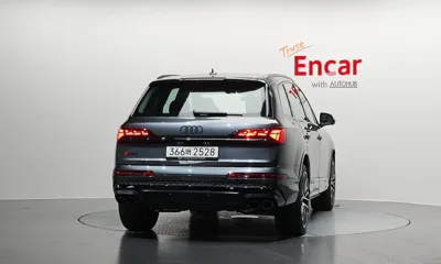 Audi SQ7 2026, 26 км, за 153800000 KRW - фото 4