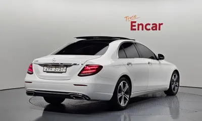 Mercedes-Benz E-Class 2017, 46294 км, за 21990000 KRW