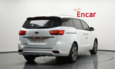Kia Canival 2019, 254332 км, за 6500000 KRW