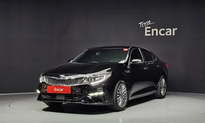 Kia K5 · 2016 год