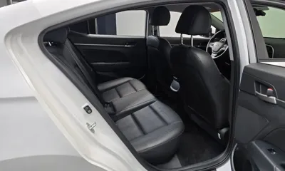 Hyundai Avante 2018, 146289 км, за 9800000 KRW - фото 12
