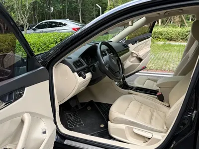 Volkswagen Passat 2013, 148000 км, за 18800 CNY - фото 9