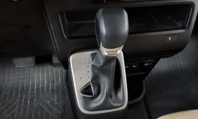 Hyundai Staria 2022, 32913 км, за 31800000 KRW - фото 9