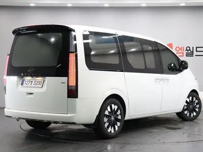 Hyundai Staria 2025, 20330 км, за 48900000 KRW