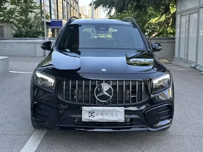Mercedes-Benz GLB AMG 2025, 5800 км, за 258000 CNY - фото 2