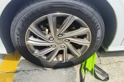 Geely Auto Binray 2019, 93300 км, за 44485.91 CNY - фото 8