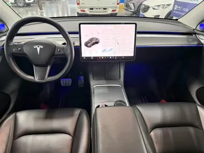 Tesla Model Y 2021, 66000 км, за 143000 CNY