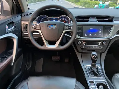Geely Emgrand 2017, 55000 км, за 22799 CNY - фото 8