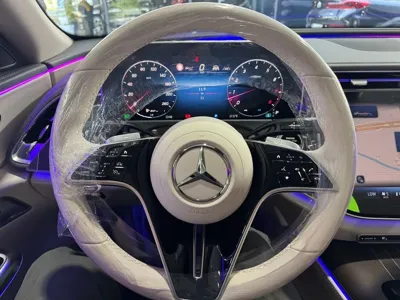 Mercedes-Benz E-Class 2026, 30 км, за 57590000 KRW