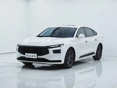 Ford Mondeo · 2025 год