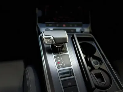 Audi A7L 2025, 5400 км, за 328000 CNY - фото 20