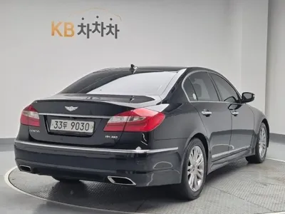 Hyundai Genesis 2012, 250000 км, за 2950000 KRW - фото 3