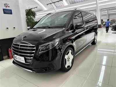 Mercedes-Benz V-Class · 2025 год
