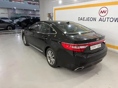 Hyundai Grandeur 2016, 249127 км, за 3500000 KRW