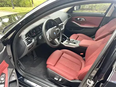 BMW 3 Series 2022, 32000 км, за 178000 CNY