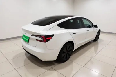 Tesla Model 3 2025, 9900 км, за 233047.98 CNY - фото 6