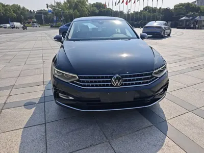 Volkswagen Magotan 2024, 2000 км, за 129900 CNY