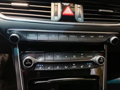 Hyundai Grandeur 2019, 94000 км, за 13990000 KRW - фото 11