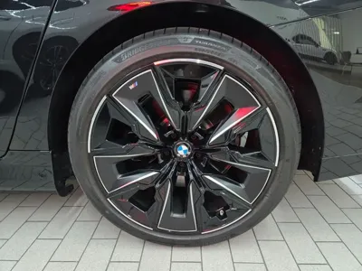 BMW i7 2026, 4490 км, за 161000000 KRW - фото 6