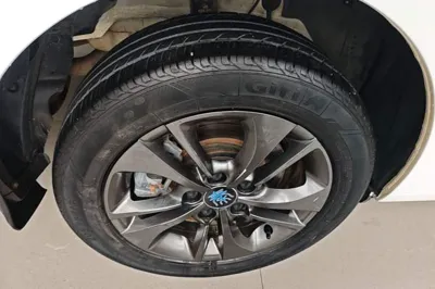 BYD Qin New Energy 2018, 47100 км, за 43595.38 CNY - фото 11