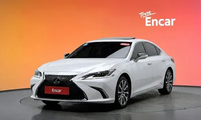 Lexus ES · 2019 год