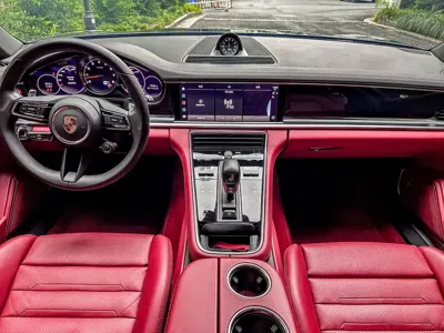 Porsche Panamera 2022, 48000 км, за 598000 CNY - фото 8