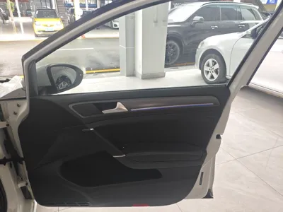 Volkswagen Golf 2018, 20600 км, за 60100 CNY - фото 25