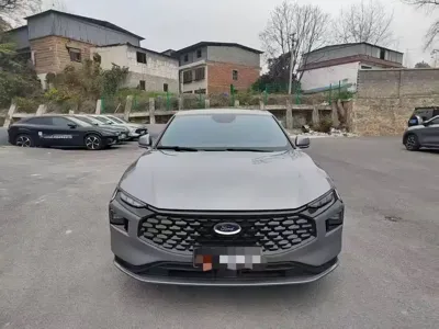 Ford Mondeo · 2025 год