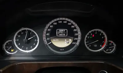 Mercedes-Benz E-Class 2012, 105773 км, за 6500000 KRW - фото 8