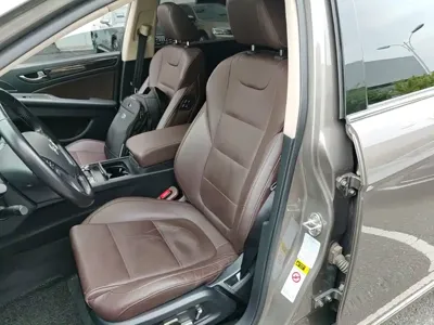 Hongqi Hongqi H7 2018, 99700 км, за 54200 CNY - фото 22
