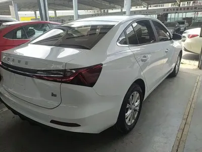 Roewe i5 2023, 2100 км, за 38800 CNY - фото 7