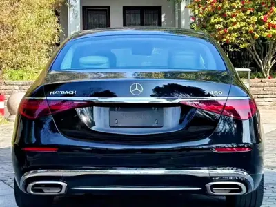 Mercedes-Benz S-Class 2023, 40000 км, за 988000 CNY
