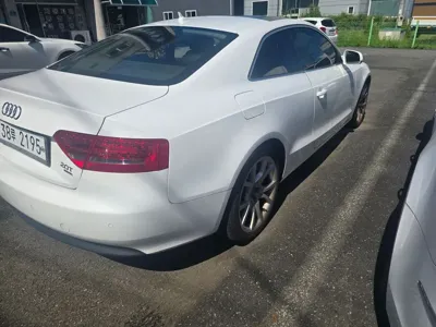 Audi A5 2012, 130000 км, за 5500000 KRW