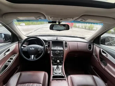 Infiniti QX50 2015, 90000 км, за 41800 CNY - фото 9