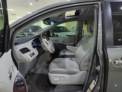 Toyota Sienna 2012, 55178 км, за 13500000 KRW - фото 6