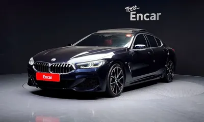 BMW 8-Series · 2022 год