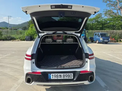 Genesis GV70 2024, 16000 км, за 28000000 KRW