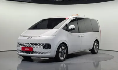 Hyundai Staria · 2022 год