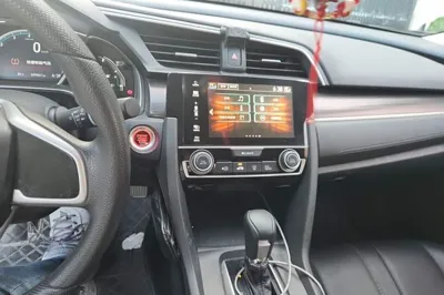 Honda Civic 2019, 49800 км, за 64014.83 CNY - фото 13