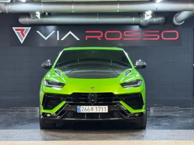 Lamborghini Urus · 2024 год