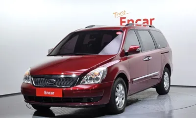 Kia Canival · 2012 год