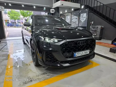 Audi RSQ8 2025, 15000 км, за 156670000 KRW - фото 18