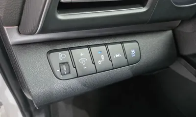 Hyundai Avante 2019, 79352 км, за 9900000 KRW - фото 13