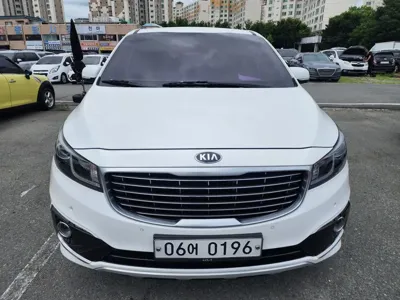 Kia Canival 2016, 199354 км, за 7500000 KRW - фото 3