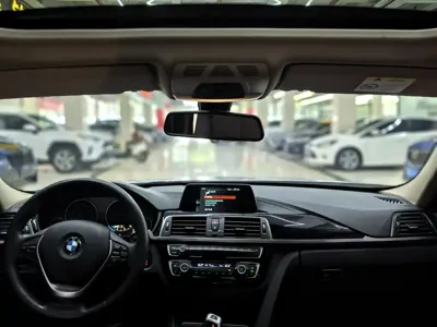 BMW 3 Series 2018, 125000 км, за 69800 CNY - фото 8