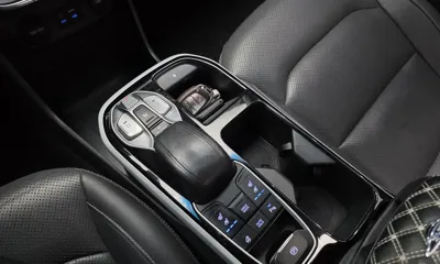 Hyundai Ioniq 2017, 123967 км, за 10850000 KRW - фото 9