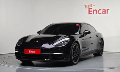 Porsche Panamera · 2020 год